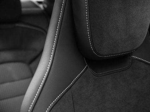 New 2025 Porsche Taycan 4S image 25