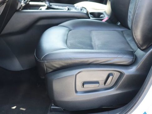 Used 2020 MAZDA CX-5 Touring FWD image 11