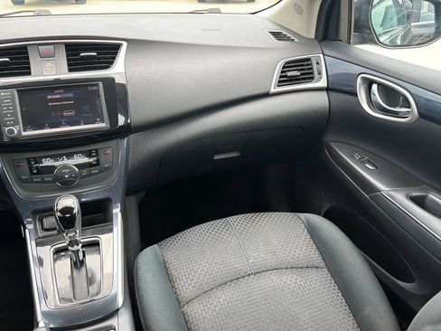 Used 2019 Nissan Sentra SR FWD image 65