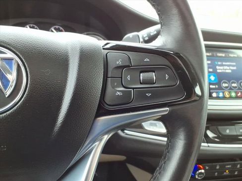 Used 2024 Buick Enclave Essence w/ Experience Buick Package FWD image 35