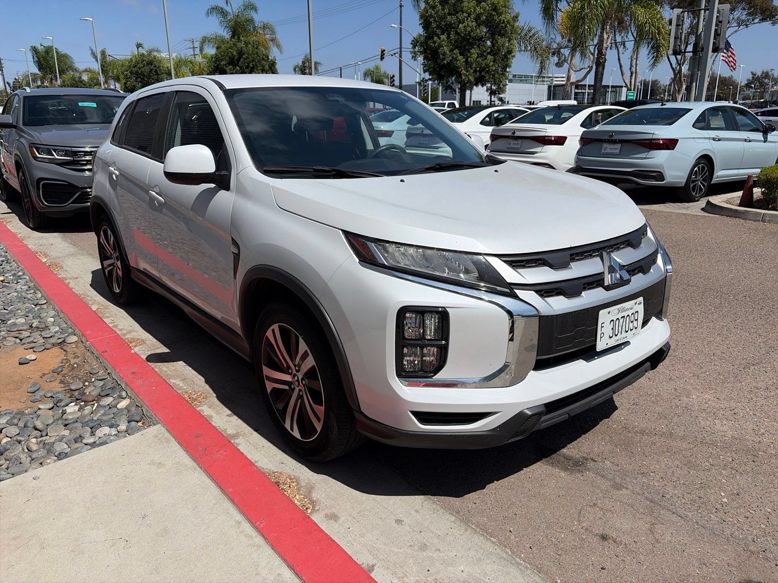 Used 2025 Mitsubishi Outlander Sport ES AWD/4WD image 2