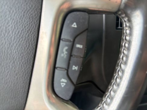 Used 2017 GMC Savana 2500 RWD image 39