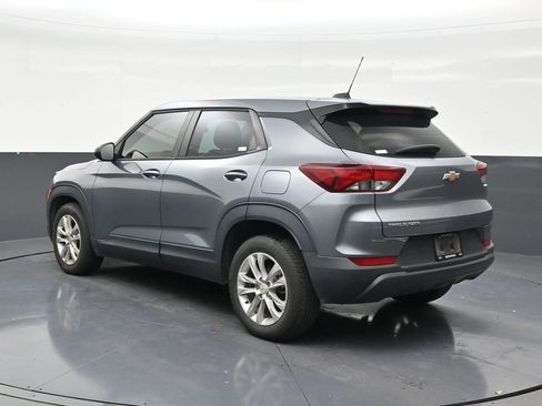 Used 2021 Chevrolet TrailBlazer LS FWD image 3