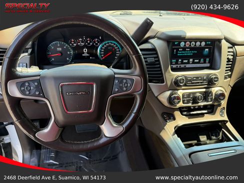 Used 2018 GMC Yukon Denali w/ Denali Ultimate Package AWD/4WD image 16