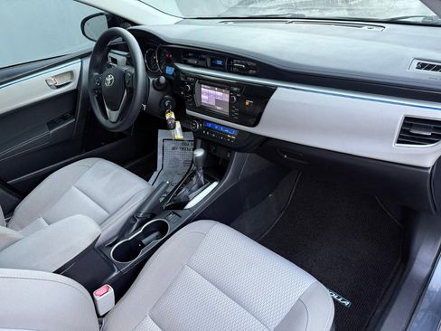 Used 2015 Toyota Corolla LE Premium image 10