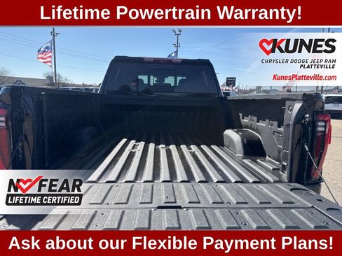 Used 2025 GMC Sierra 3500 Denali Ultimate AWD/4WD image 19