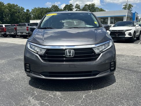 Used 2023 Honda Odyssey Touring image 3