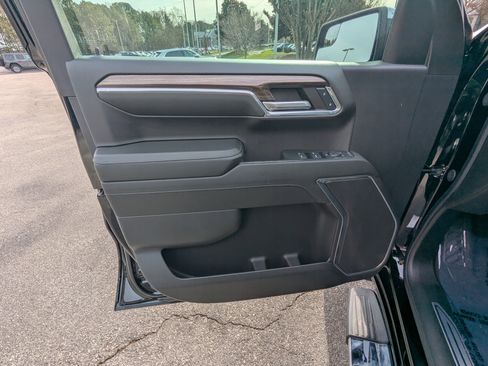 Used 2024 Chevrolet Silverado 1500 LT w/ Z71 Off-Road Package image 14