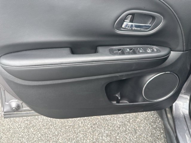 Used 2021 Honda HR-V EX-L image 17