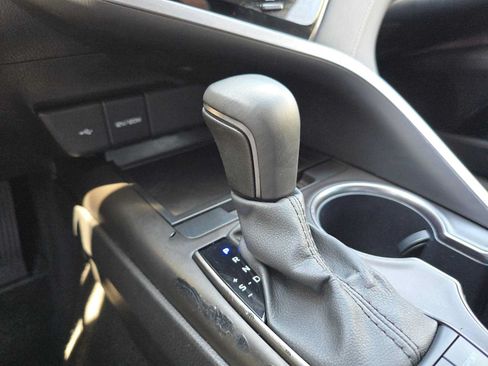 Certified 2024 Toyota Camry SE FWD image 33