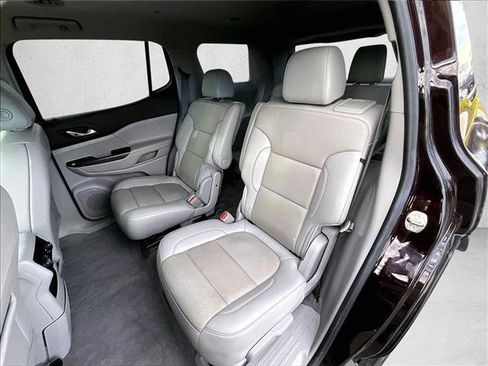 Used 2021 GMC Acadia SLT w/ Technology Package image 25