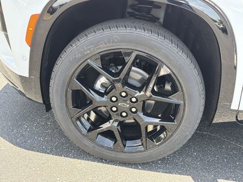 New 2026 Chevrolet Traverse RS AWD/4WD image 11