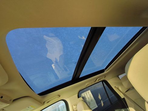 Used 2024 Ford Expedition Limited image 20