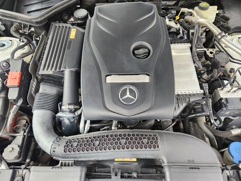 Certified 2016 Mercedes-Benz SLK 300 image 29