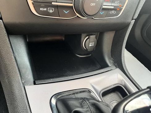 Used 2023 Dodge Charger SXT w/ Blacktop Package RWD image 23
