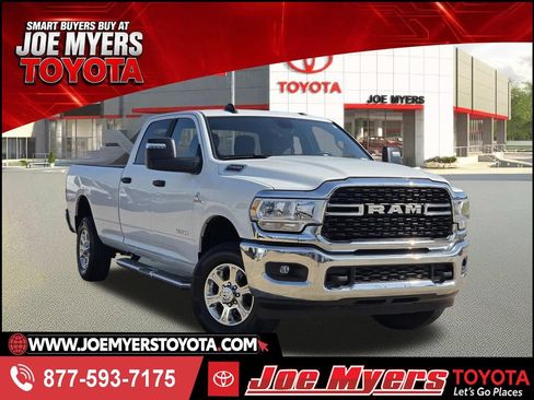 Used 2024 RAM 2500 Big Horn AWD/4WD image 1