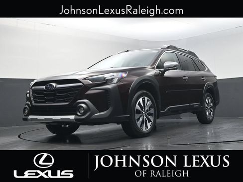 Used 2025 Subaru Outback Touring XT AWD/4WD image 16