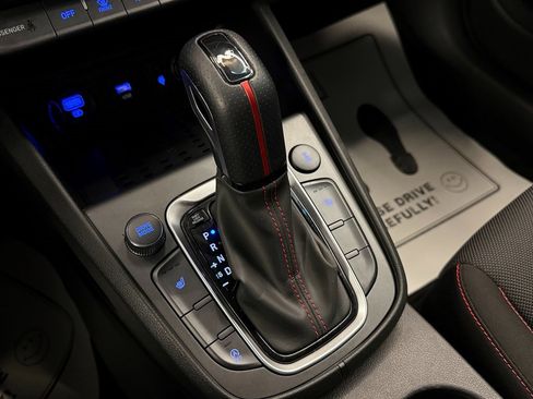 Used 2022 Hyundai Kona N Line image 16