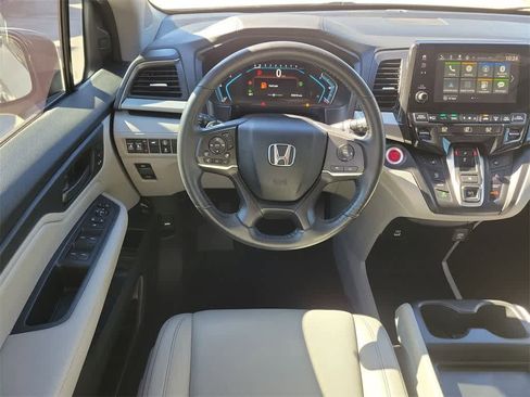 Used 2024 Honda Odyssey EX-L image 15