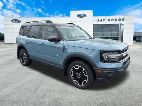 Used 2021 Ford Bronco Sport Outer Banks image 1
