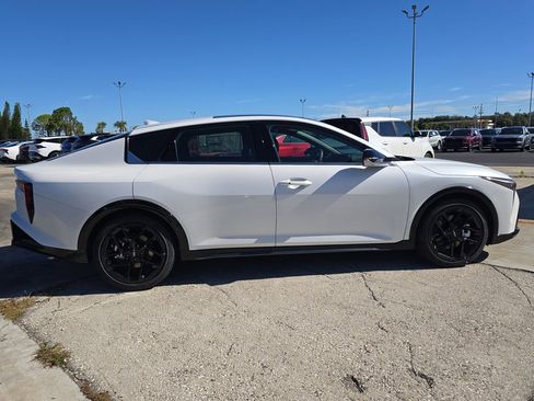 New 2025 Kia K4 GT-Line Turbo image 9