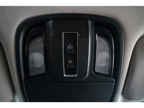 Used 2019 Kia Sorento FWD image 25