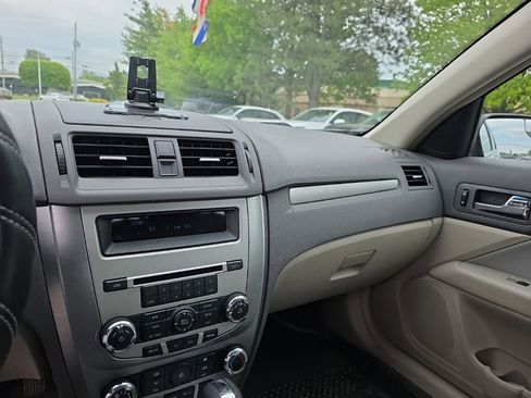 Used 2012 Ford Fusion SE FWD image 20