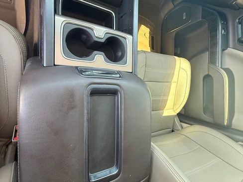 Used 2015 GMC Sierra 2500 Denali w/ Duramax Plus Package AWD/4WD image 13