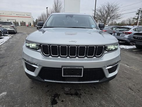 Used 2023 Jeep Grand Cherokee Limited image 9