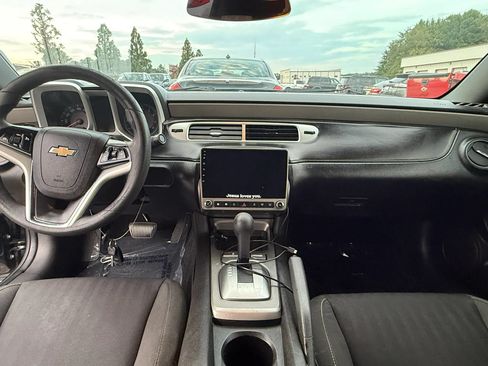 Used 2015 Chevrolet Camaro LS RWD image 3