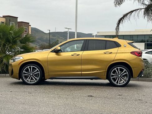 Used 2023 BMW X2 sDrive28i w/ M Sport Package image 5