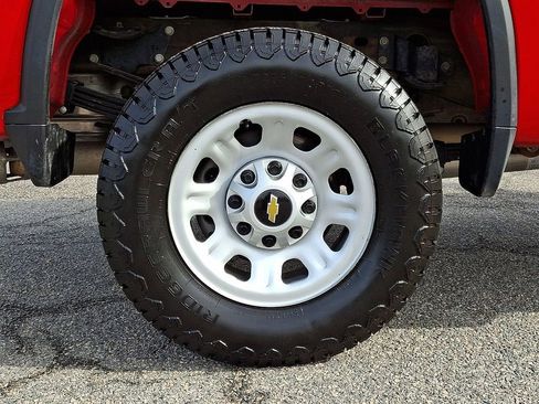 Certified 2022 Chevrolet Silverado 3500 W/T AWD/4WD image 9