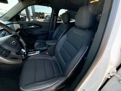 Certified 2023 Chevrolet TrailBlazer RS w/ Convenience Package FWD image 18