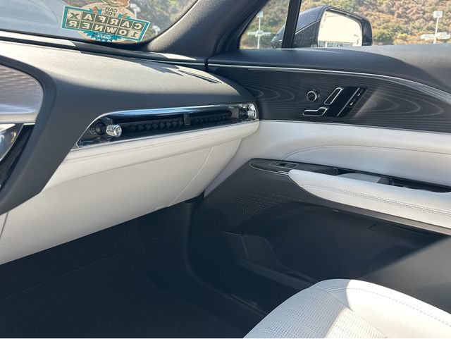 Certified 2024 Cadillac Lyriq Luxury RWD image 27