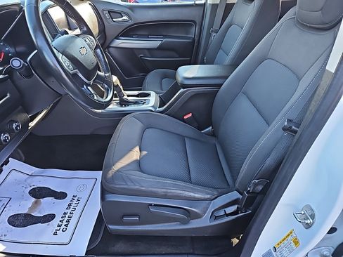 Used 2015 Chevrolet Colorado LT w/ LT Convenience Package image 16