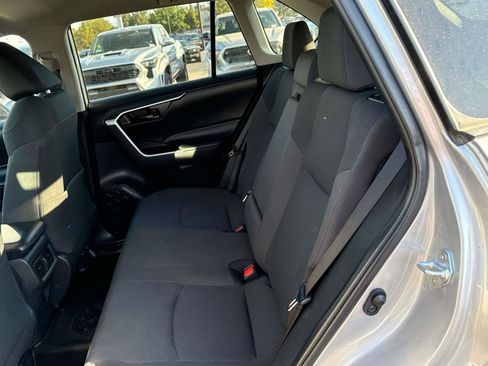 Used 2024 Toyota RAV4 LE AWD/4WD image 13
