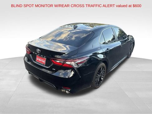 Used 2023 Toyota Camry SE w/ Audio Upgrade Package FWD image 9