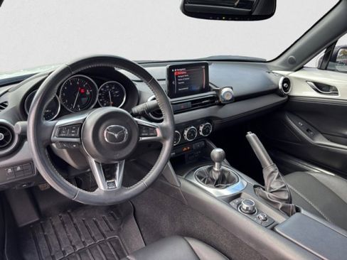 Used 2021 MAZDA MX-5 Miata RF Grand Touring RWD image 11
