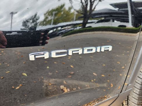 Used 2025 GMC Acadia Elevation image 20