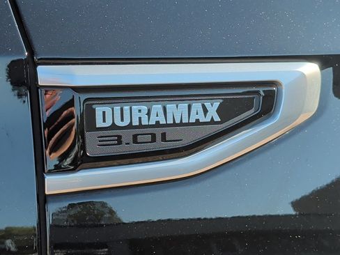 Used 2021 GMC Yukon Denali w/ Denali Premium Package AWD/4WD image 43