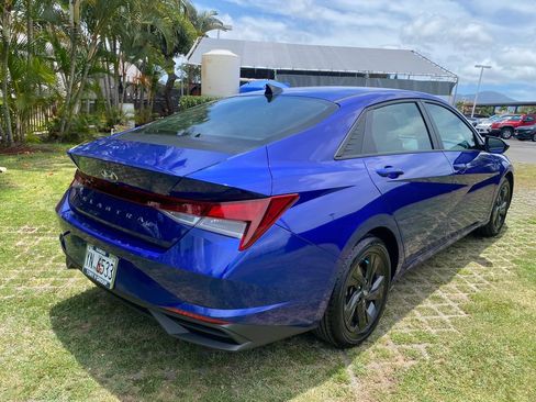 Certified 2022 Hyundai Elantra SEL w/ Convenience Package FWD image 25