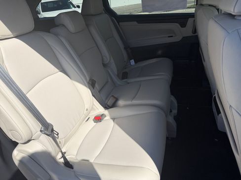 Used 2026 Honda Odyssey EX-L image 29