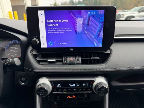 Used 2023 Toyota RAV4 Limited image 16