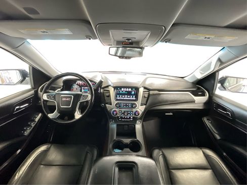Used 2019 GMC Yukon XL SLT image 28