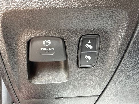 Used 2021 RAM 1500 Rebel w/ Rebel Level 1 Equipment Group AWD/4WD image 15