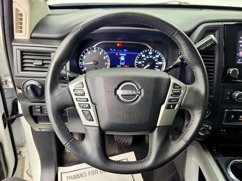 Used 2023 Nissan Titan SV w/ SV Convenience Package AWD/4WD image 13