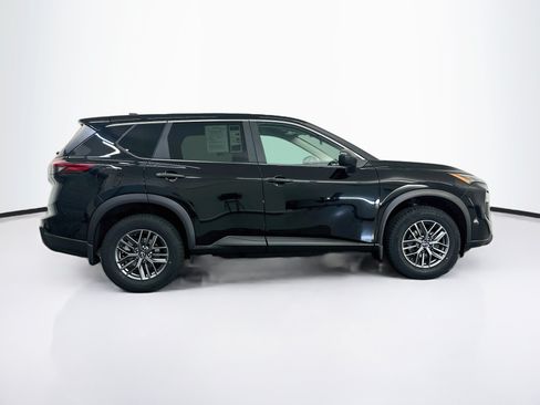 Used 2024 Nissan Rogue S AWD/4WD image 10