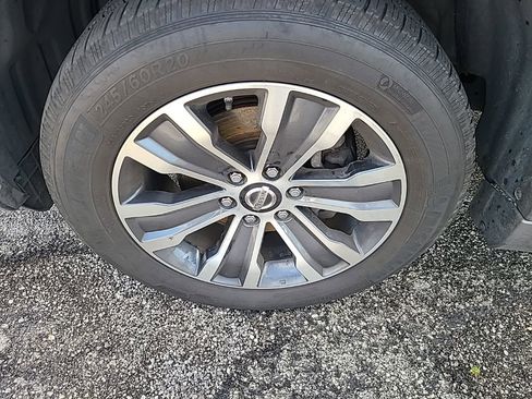 Used 2019 Nissan Armada SL w/ Premium Package image 40