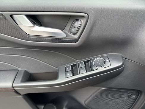 New 2026 Ford Escape ST-Line w/ Tech Pack #1 FWD image 13