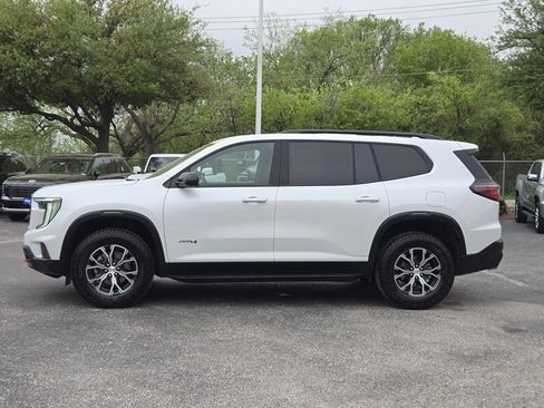 Certified 2025 GMC Acadia AT4 AWD/4WD image 12